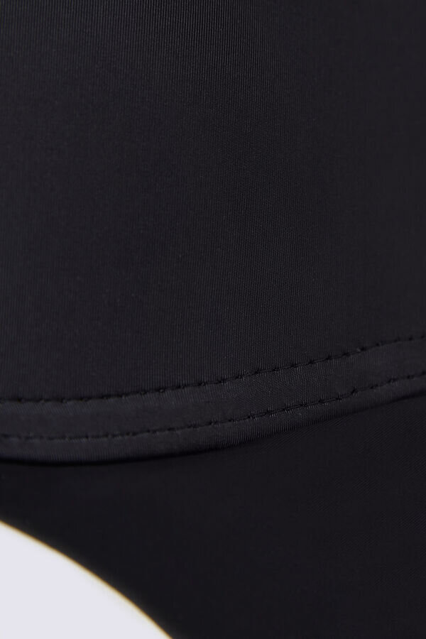 シモーナ スーパー プッシュアップブラ Ultralight Microfiber シモーナ スーパー プッシュアップブラ Ultralight Microfiber