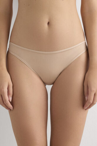 Ultralight Microfiber製Brazilianパンティ
